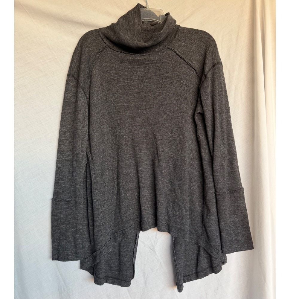 We The Free People Turtleneck Charcoal Gray Split Back Fall Winter Cozy Large